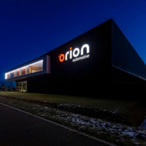 Led lichtreclame voor Orion Automotive - Brouwers Reklame - aanzicht voorgevel
