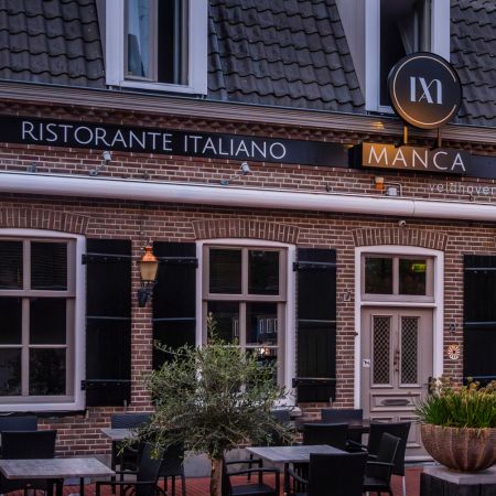 Signing en belettering voor MANCA Veldhoven Ristorante Italiano - Brouwers Reklame - lichtbak en folie