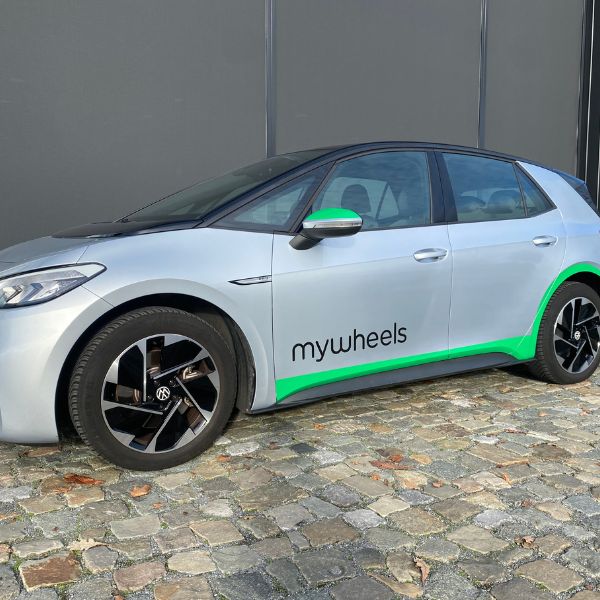 Autobelettering MyWheels leenauto’s - Brouwers Reklame - linker zijkant