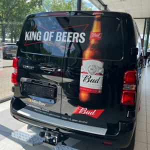 Belettering Bestelbus ABInBev HTS - Brouwers Reklame - autobelettering Bud