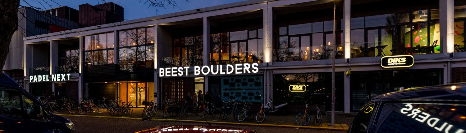 Led lichtreclame voor Beest Boulders - Brouwers Reklame - voorgevel geheel