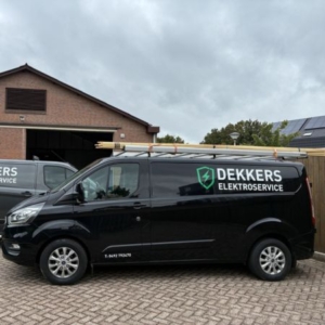 Autobelettering Dekkers Elektroservice - referentiepagina Brouwers Reklame Autobelettering Dekkers Elektroservice - referentiepagina Brouwers Reklame
