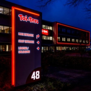 Reclamezuil Toi-Toys Eindhoven - galerie Brouwers Reklame
